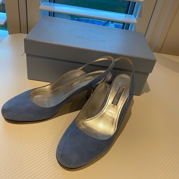 Prada heels,excellent condition ,barely worn ,size 8 - Picture 5 of 6
